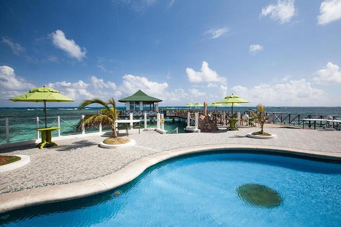 Lord Pierre Hotel